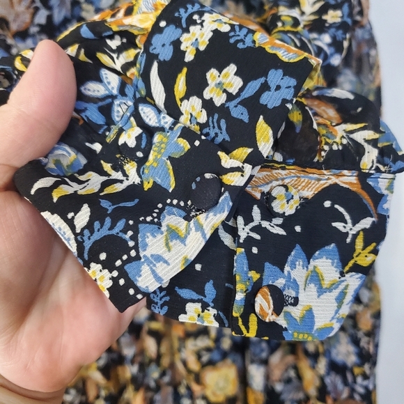 Lucky Brand Black Floral Maxi Dress Size Large Sheer Sleeves Teired V-Neck - Picture 10 of 12